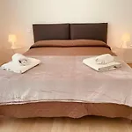 App4rent Ground Floor - 2 Family