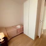 Apartment App4rent Ground Floor - 2 Family *